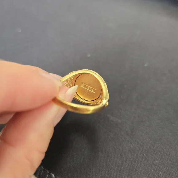 Gold Coin Ring - Picture 2 of 2